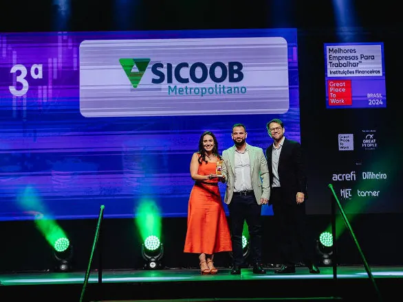 Sicoob Metropolitano é a 3ª Melhor Cooperativa de Crédito para trabalhar no Brasil, categoria médio porte