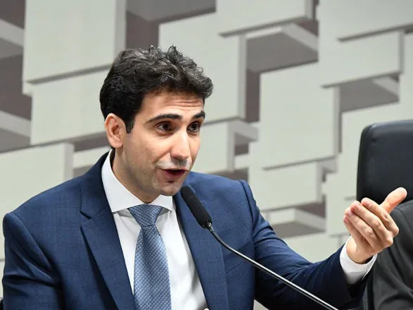 Senado aprova Gabriel Galípolo para presidir Banco Central