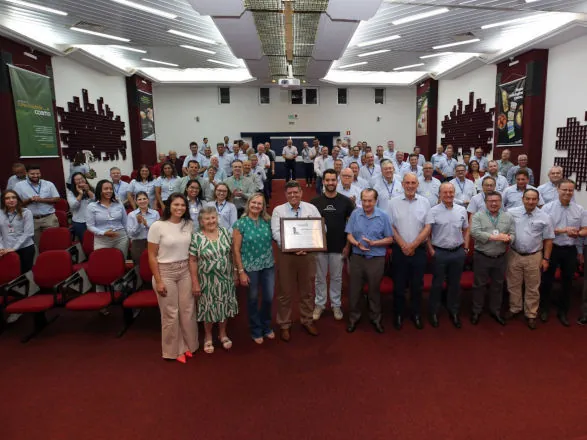 Assessor de Comunicação completa 40 anos de Coamo