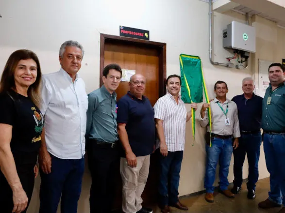 Apae de Alvorada do Sul recebe sistema de energia solar doado pelos cooperados da Cocamar 