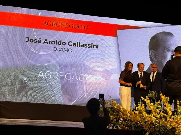 José Aroldo Gallassini é eleito personalidade do Agronegócio do Paraná 2024 pelo Prêmio Top View 