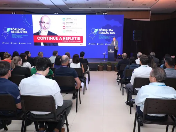 Palestras sobre ética e liderança encerram o Fórum da Região Sul, em Foz do Iguaçu
