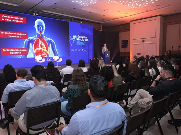 Evento teve quatro trilhas de conhecimento realizadas simultaneamente