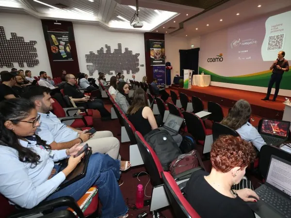 Fórum de Comunicação reúne 90 profissionais de 27 cooperativas em Campo Mourão
