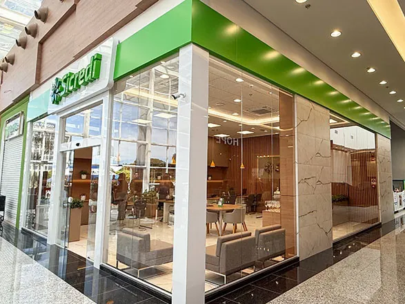 Sicredi Vale do Piquiri Abcd PR/SP inaugura quarta agência em Campo Mourão no Família Shopping