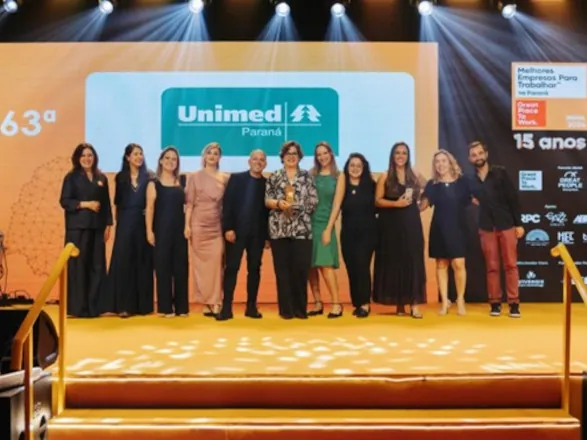 Unimeds recebem troféu de Melhores Empresas Para Trabalhar no Paraná