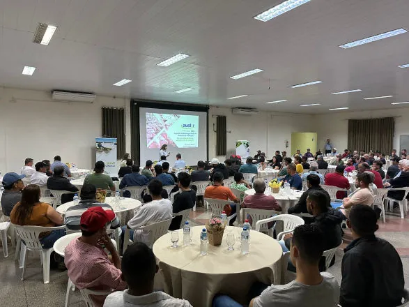 Setor de suinocultura da Capal encerra ano com capacitação e lançamento de programa para 2025
