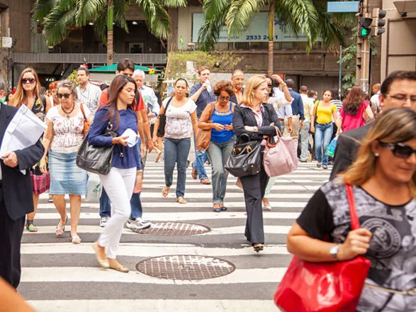 No terceiro trimestre de 2024, desocupação recua em sete unidades da federação