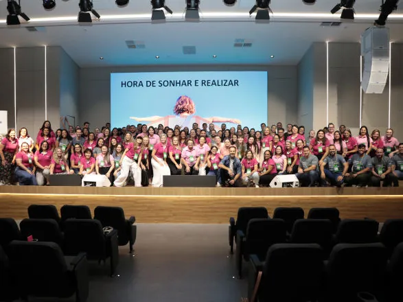 Sicredi realiza planejamento anual dos Comitês Mulher e Jovem com foco em impacto social