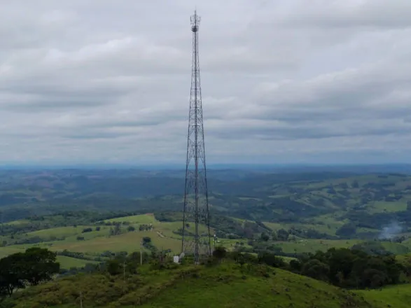 Acordo inédito do Governo com operadoras de telefonia móvel leva conectividade à área rural