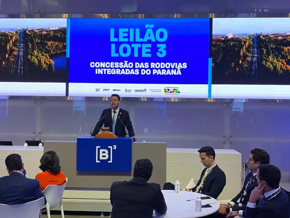 Com grande disputa e desconto de 26,6% na tarifa, CCR arremata Lote 3 e investirá R$ 16 bilhões