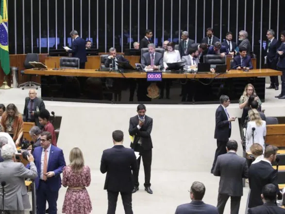Câmara pode votar projeto de regulamentação da reforma tributária nesta terça-feira