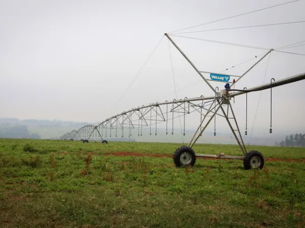 Decreto estabelece formas para agricultores acessarem subvenção do Irriga Paraná