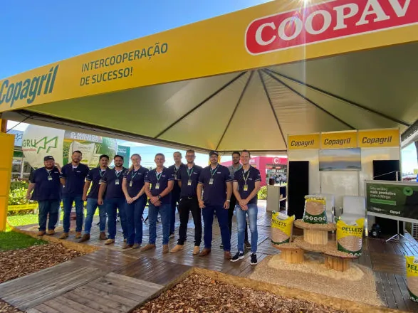 Copagril recebe associados e visitantes em estande no Show Rural Coopavel 2025