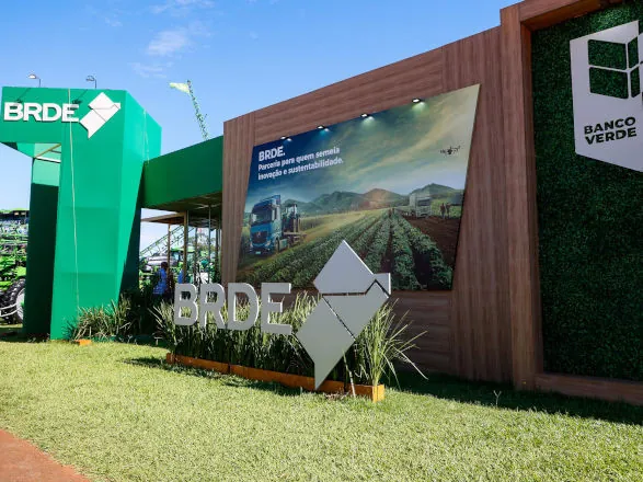 BRDE libera R$ 451 milhões em financiamentos para o agronegócio no Show Rural