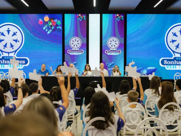1ª Cooperativa Escolar é fundada pela Sicredi Progresso PR/SP com o Colégio Conexão Integral 