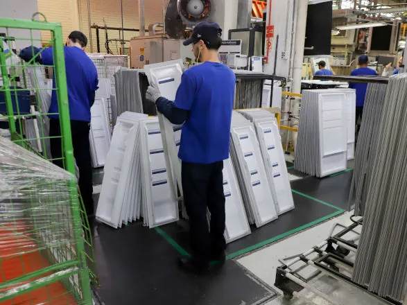 Paraná abre 15,9 mil vagas de emprego em janeiro e chega a 124 mil nos últimos 12 meses