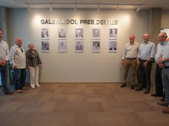 Frísia 100 anos: cooperativa inaugura Galeria dos Presidentes e homenageia gestores históricos