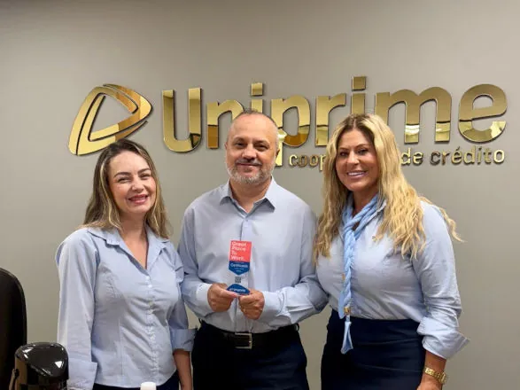 Uniprime do Iguaçu recebe certificação Great Place to Work (GPTW)