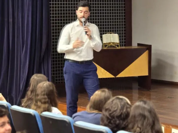 Sicredi Dexis faz parceria com Colégio Marista para levar educação financeira aos alunos do fundamental