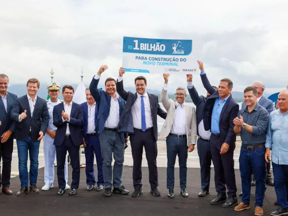 No aniversário de 90 anos, Porto de Paranaguá ganha investimento de R$ 1 bilhão