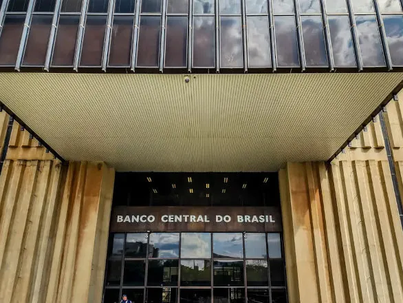BC reduz previsão do PIB de 2,1% para 1,9% em 2025