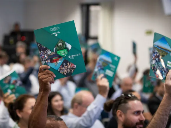 Sistema Ocepar apresenta resultados de 2024 e plano de ação para 2025 às cooperativas do PR