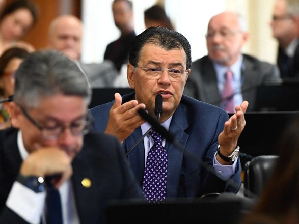 reforma tributaria 03 04 2025
