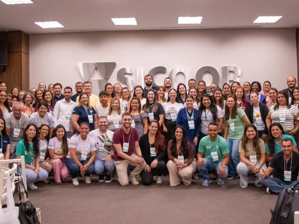 Sicoob Metropolitano realiza encontro com educadores e voluntários do Programa Cooperativa Mirim