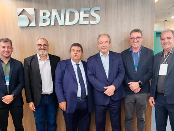 Cresol participa de seminário promovido pela OCB em parceria com BNDES