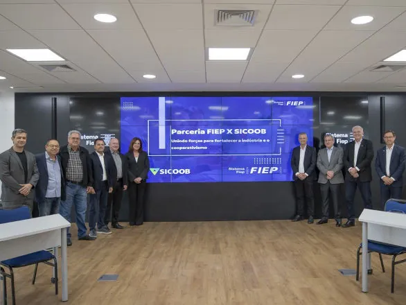 Sicoob Central Unicoob firma parceria com Fiep para ampliar crédito à indústria paranaense
