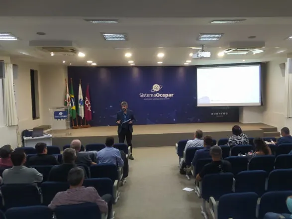 Curso capacita mais 22 conselheiros fiscais em Curitiba