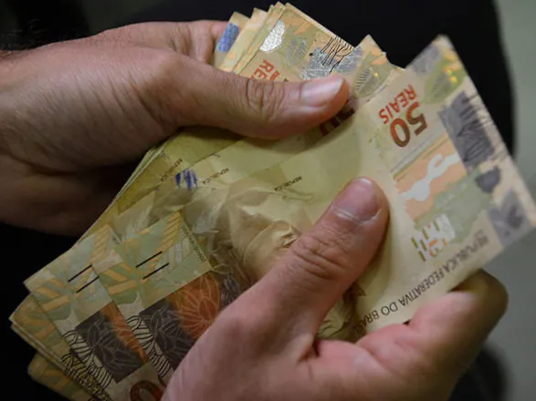 Desocupação chega a 7,0% no trimestre encerrado em março, menor taxa da série para o período