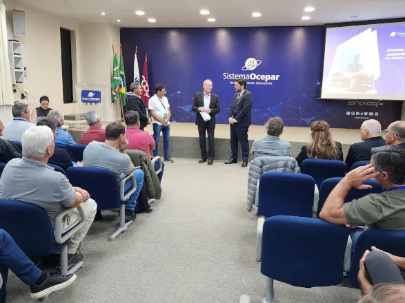Comitiva de cooperativas argentinas visita Sistema Ocepar