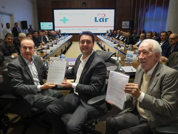 Lar reforça protagonismo regional e apresenta plano de expansão de investimentos ao Governo do Paraná