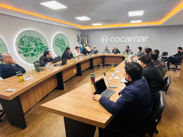 Secretários de Estado visitam a Cocamar para fomentar o desenvolvimento de setores agropecuários  