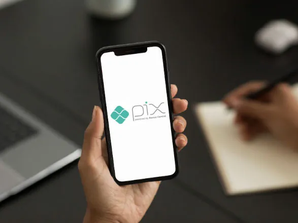 Credicoamo começa semana destacando o Pix Automático