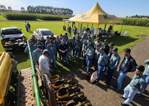Cocamar investe na capacitação de sua equipe técnica para que os cooperados tenham os melhores resultados