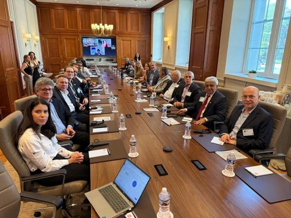 Diálogo econômico marca 2º dia da Jornada em Washington