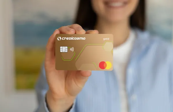 Credicoamo mostra o crescimento e os benefícios do seu cartão de crédito  