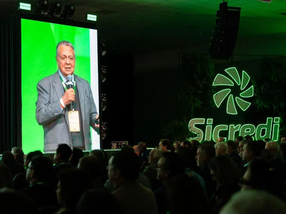 Roberto Rodrigues aponta cooperativismo como solução para desafios globais