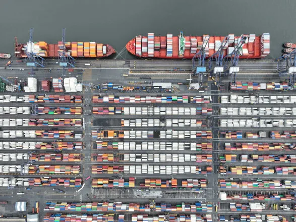Paraná lidera exportações na região Sul no primeiro semestre com US$ 11,1 bilhões