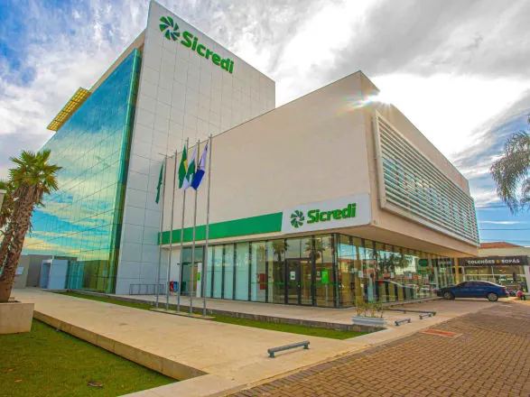 Sicredi Campos Gerais e Grande Curitiba PR/SP ultrapassa R$ 100 milhões em resultados e se aproxima de 200 mil associados