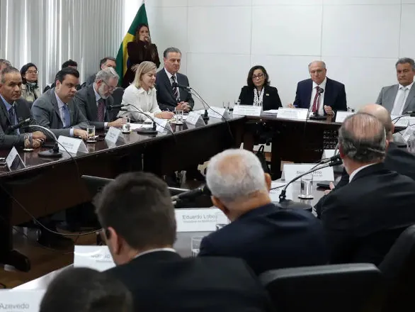 Agronegócio teme perda de safras e apoia negociação do governo com EUA