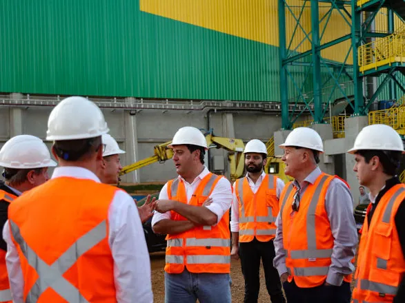 Governador do Paraná visita as obras da Indústria de Óleo e Farelo de Soja da Cooperativa Tradição