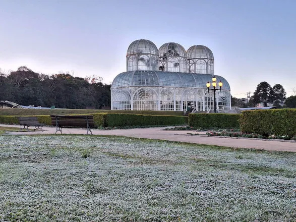 Dia mais frio do mês registra temperaturas negativas em quatro cidades paranaenses