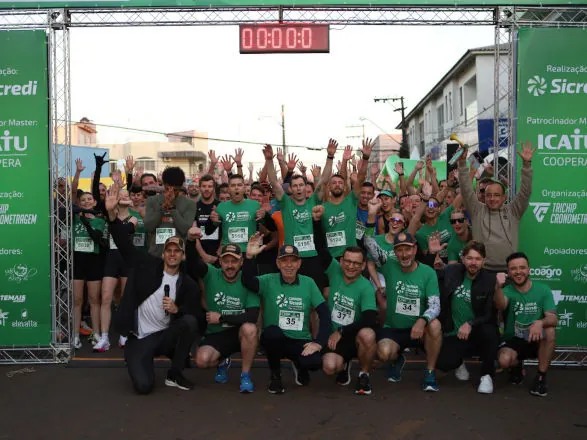Corrida que celebrou os 35 anos da Sicredi Fronteiras PR/SC/SP reúne mais de 550 participantes