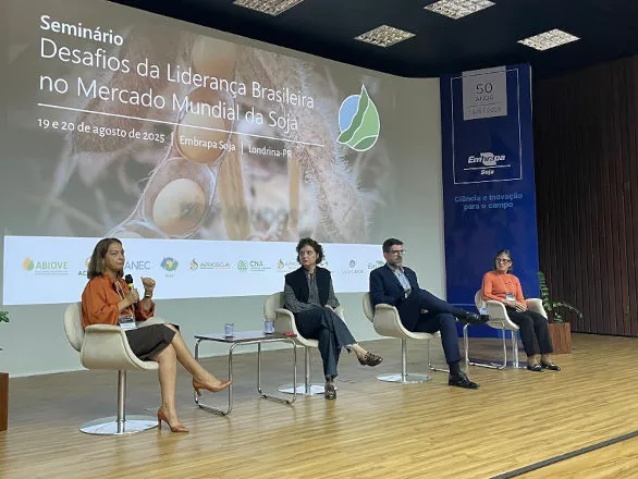 Geopolítica da soja traz desafios técnicos e comerciais para manutenção da liderança brasileira 