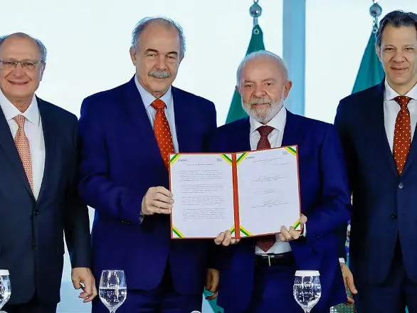 Governo anuncia R$ 12 bi de crédito para inovação da indústria 4.0