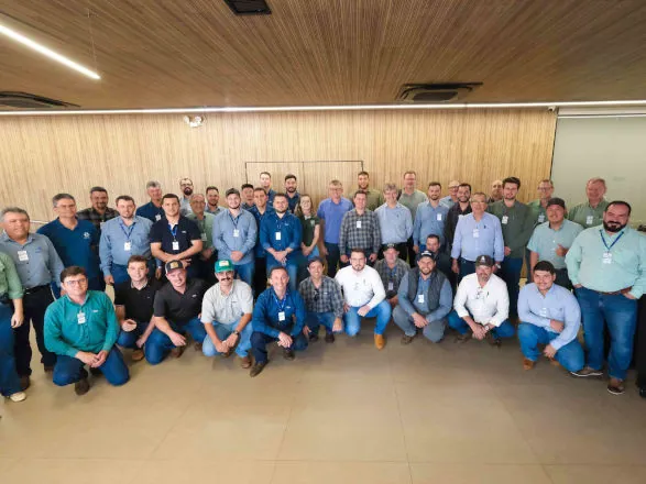 C.Vale promove encontro técnico sobre a cultura da mandioca